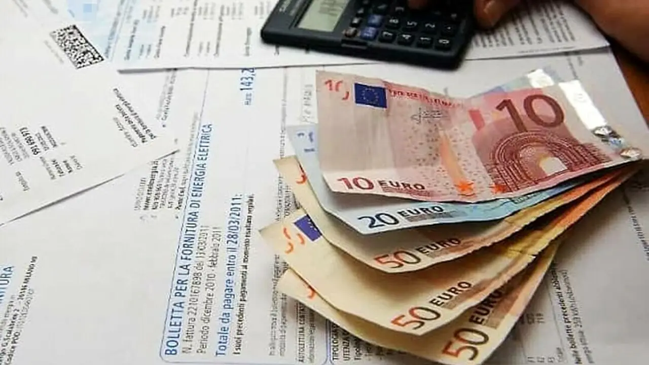 La verità sul reddito necessario per vivere bene in Italia: la cifra reale ti sorprenderà